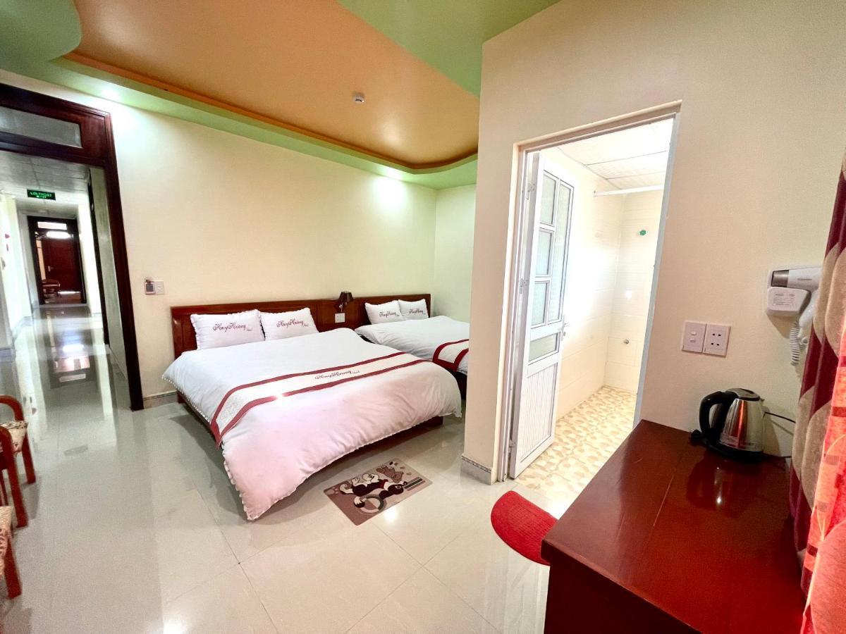 Huy Hoang Hotel Dong Van  Zewnętrze zdjęcie