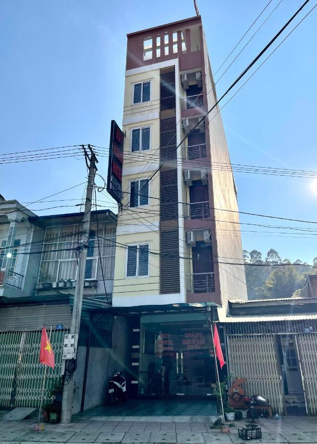 Huy Hoang Hotel Dong Van  Zewnętrze zdjęcie